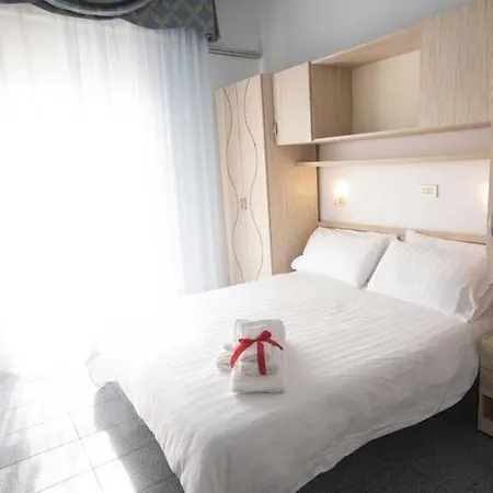 Hotel Gardenia 3*